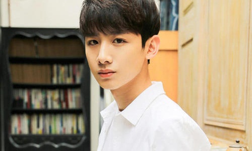 白敬亭说我觉得我不是帅哥是什么梗(我是白敬亭不是谁的)