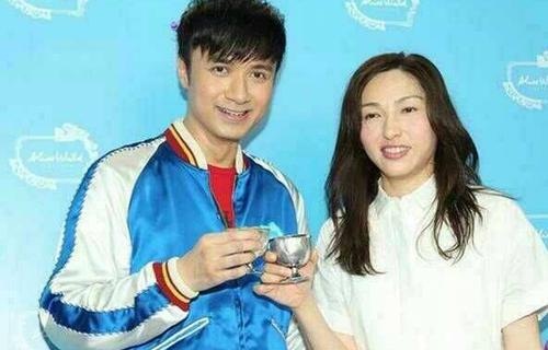 古巨基老婆助理转正不易(古巨基助理女友照片)