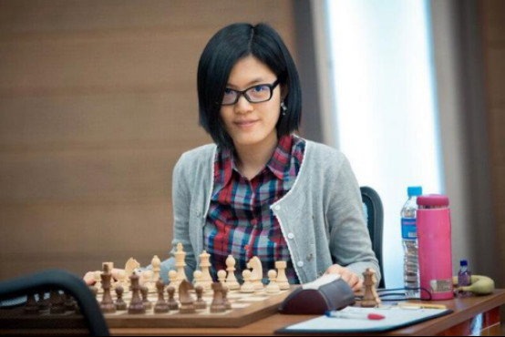 侯逸凡老公聂涛的职业做什么的?侯逸凡为什