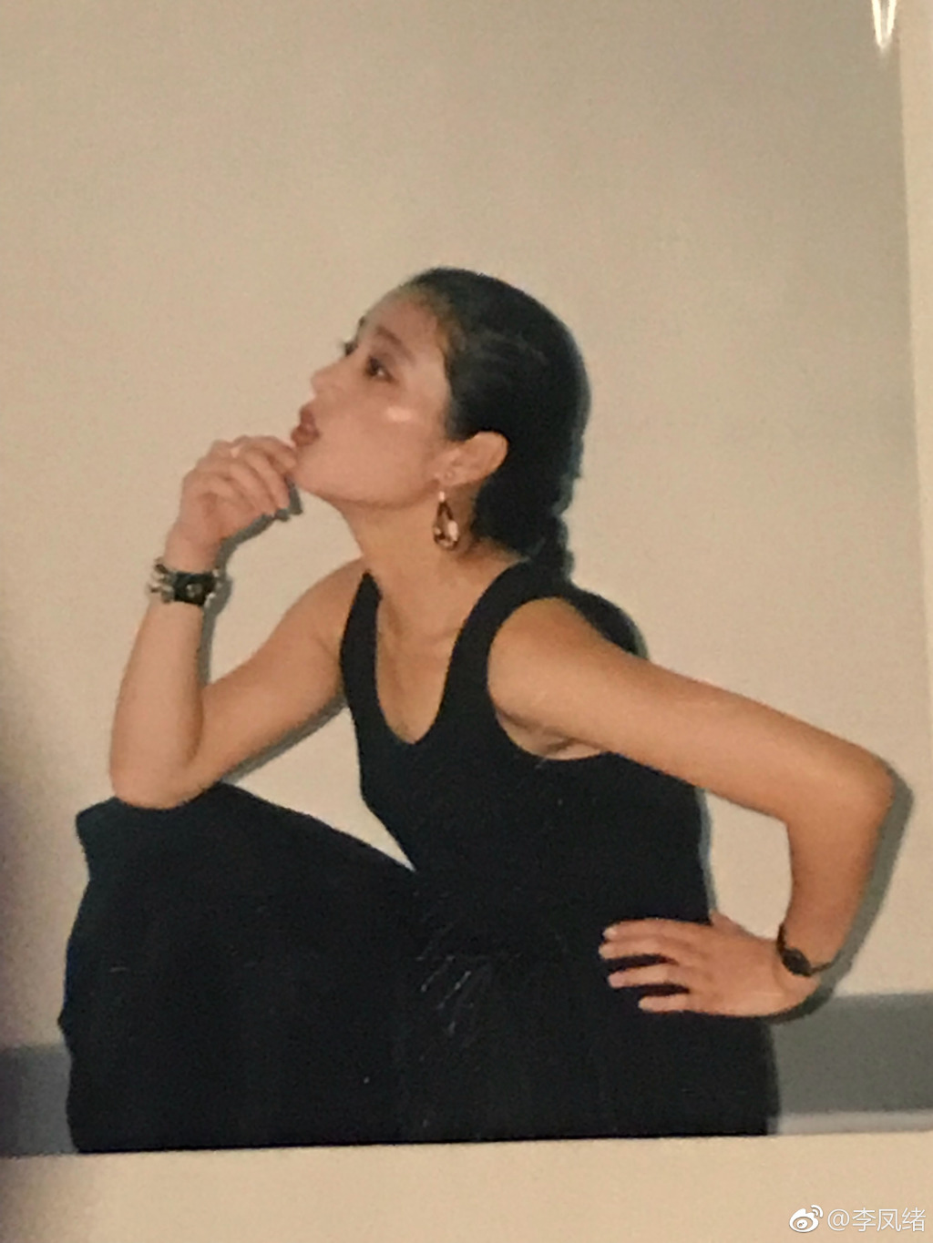 演员李凤绪年轻时的图片(演员李凤绪简历)