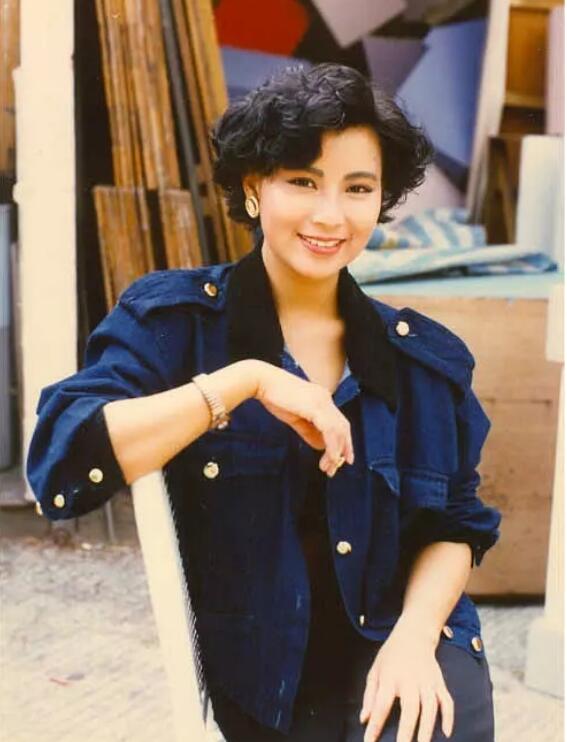 李美凤年轻时好漂亮(李美凤现在怎么样)