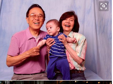 归亚蕾双眼皮是割的吗 归亚蕾双眼皮是割的吗