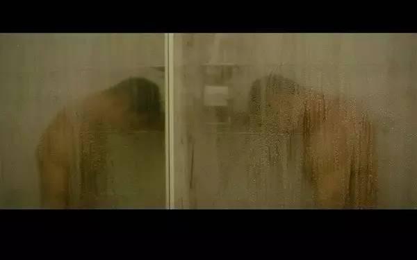 法鲨shame中全裸饰演性瘾患者 法鲨shame中全裸饰演性瘾患者