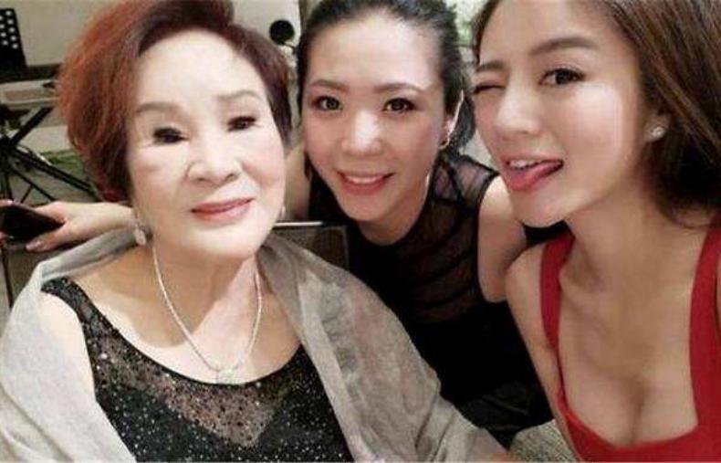 安以轩为何可以让豪门倒追(安以轩老公追安以轩)