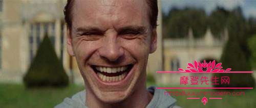 法鲨shame中全裸饰演性瘾患者