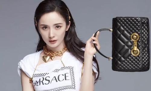 杨幂蜡像锅盖头造型神似大头儿子