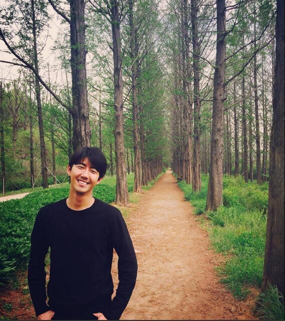 黄光熙暴瘦最新照片(黄光熙近照)