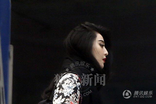 范冰冰穿花棉袄图片(范冰冰棉袄礼服)