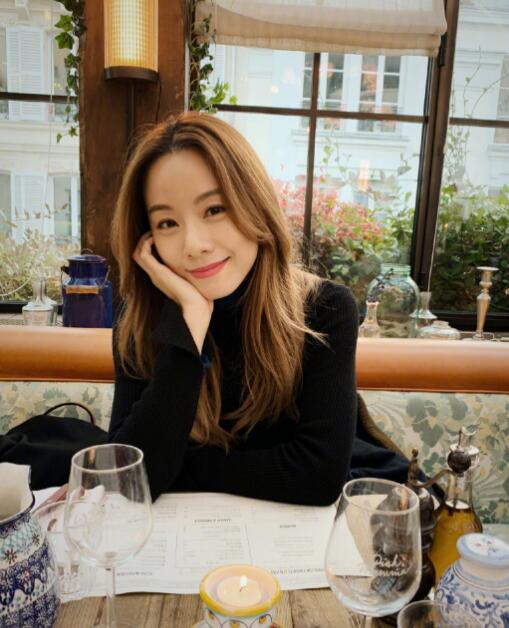 邓丽欣“邓走音”“阿宝”外号的由来