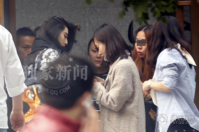 范冰冰穿花棉袄图片(范冰冰棉袄礼服)