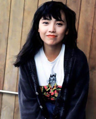 邓萃雯年轻时的照片组图(邓萃雯最美照片) 邓萃雯年轻时的照片组图(邓萃雯最美照片)