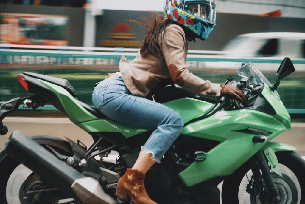 谭秋娟李健关系不正常?tiger谭秋娟很 谭秋娟李健关系不正常?tiger谭秋娟很