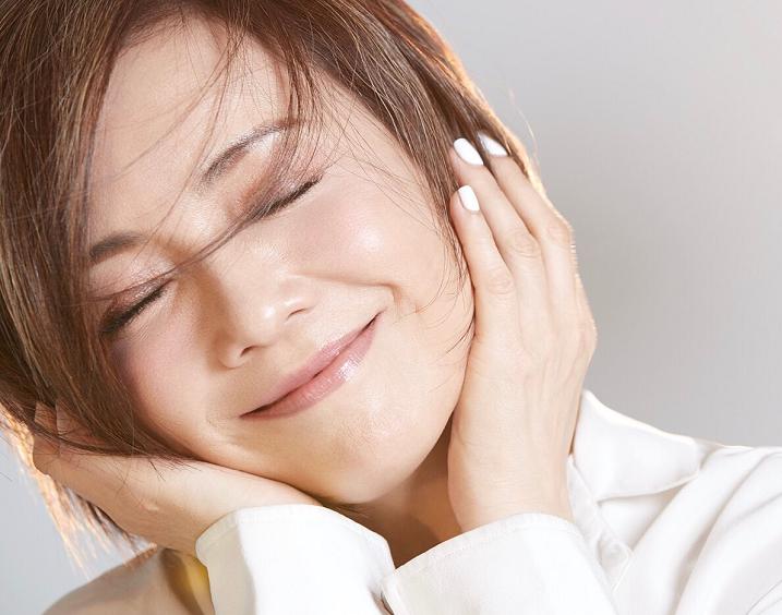 邓萃雯年轻时的照片组图(邓萃雯最美照片) 邓萃雯年轻时的照片组图(邓萃雯最美照片)