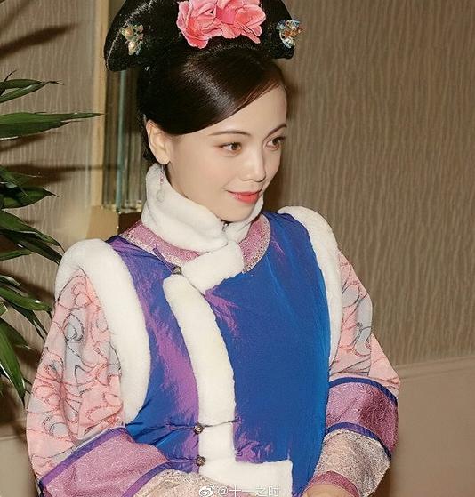 邓萃雯年轻时的照片组图(邓萃雯最美照片) 邓萃雯年轻时的照片组图(邓萃雯最美照片)