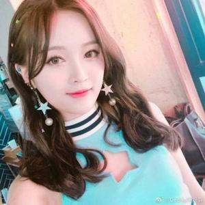 吴宣仪是海南富婆很有钱吗？吴宣仪为什么参