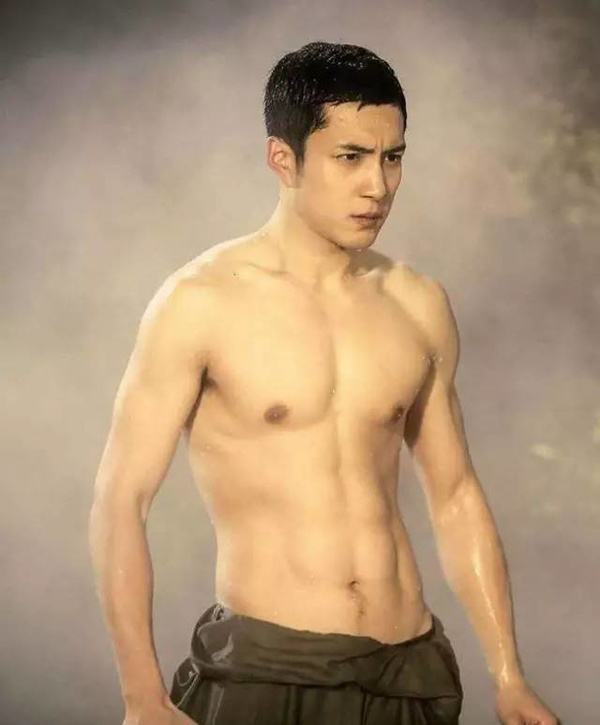 韩东君和金晨在一起过吗？韩东君肌肉性感至(韩东君承认金晨是女友)