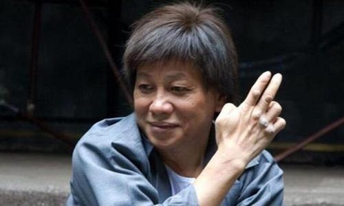 梁小龙现任妻子宋骧资料(梁小龙的近照) 梁小龙现任妻子宋骧资料(梁小龙的近照)