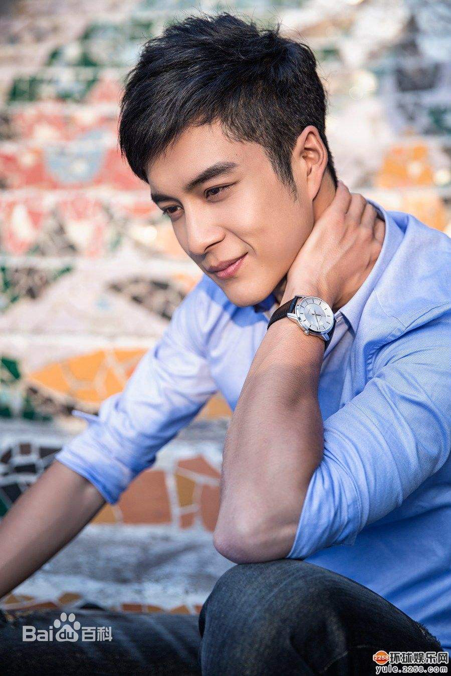 韩东君和金晨在一起过吗？韩东君肌肉性感至(韩东君承认金晨是女友)