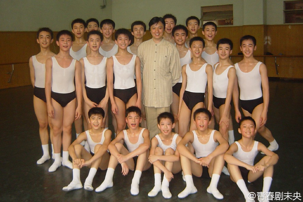 男演员杨洋的妈妈图片曝光(杨洋的妈妈长什么样子)