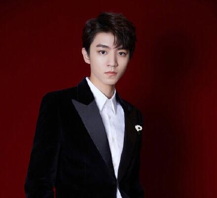 王俊凯方否认恋情工作室声明曝光(王俊凯澄清恋情的微博) 王俊凯方否认恋情工作室声明曝光(王俊凯澄清恋情的微博)