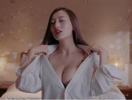 王李丹妮是真胸吗多大罩杯的？王李丹妮算是