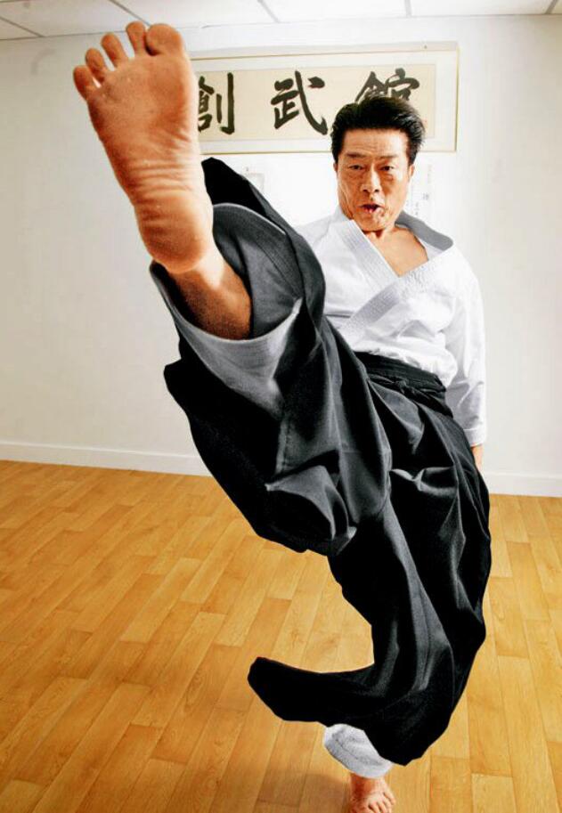 仓田保昭在日本地位名气怎么样