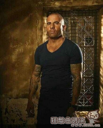 nickiminaj的胸是多大罩杯的？妮