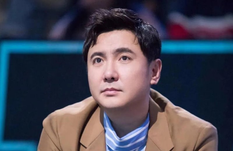 沈腾春晚忘词是怎么回事(沈腾小品忘词)