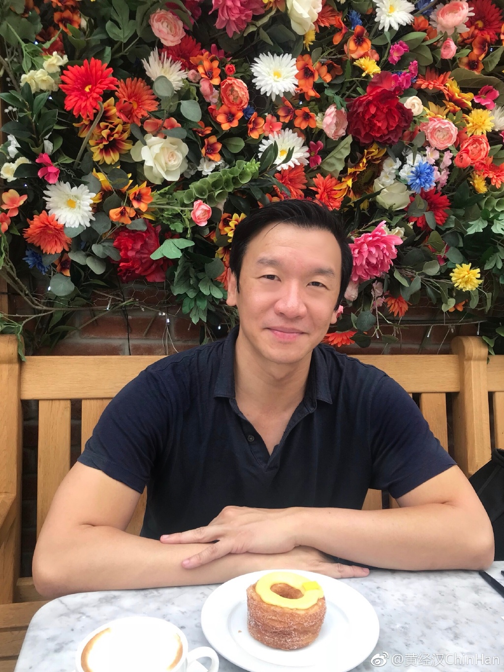 黄经汉是华人吗他会说中文吗?黄经汉为什么