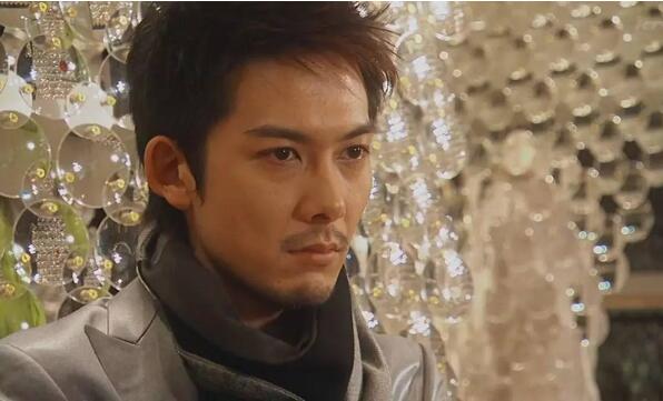 柏原崇近照备显成熟大叔魅力(柏原崇帅气图片)