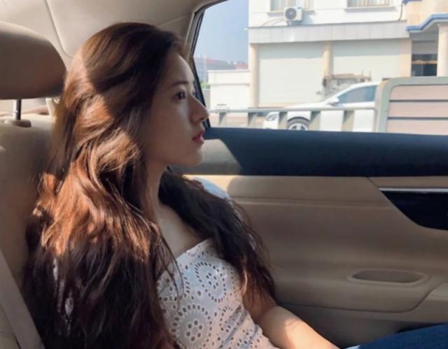 赵露思为什么叫头像女王(赵露思新头像)