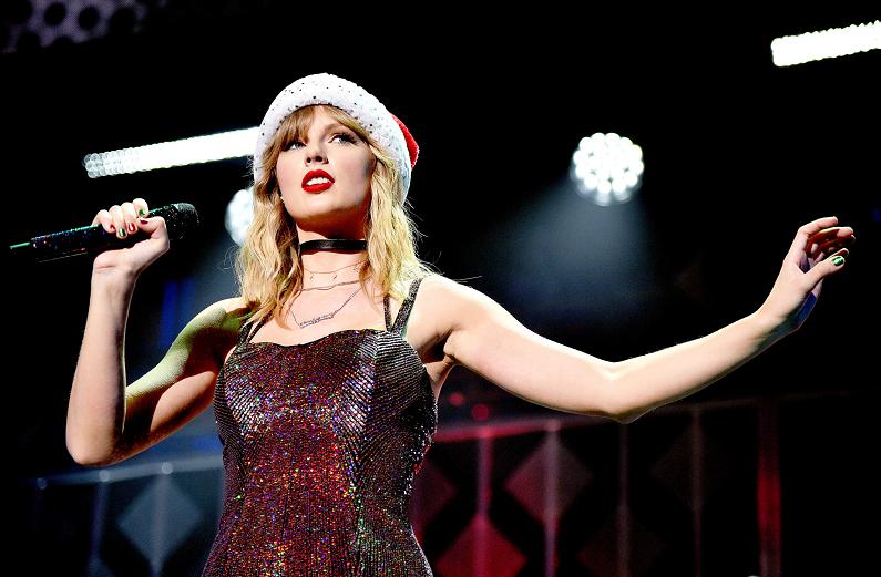 泰勒斯威夫特为什么被叫公交车、公交霉(为什么说泰勒斯威夫特是公交车)