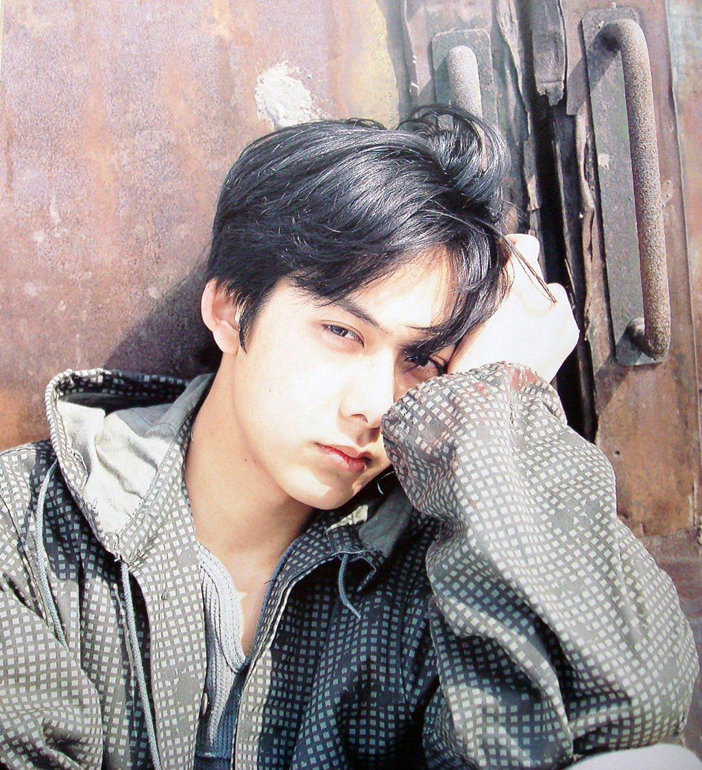 柏原崇近照备显成熟大叔魅力(柏原崇帅气图片)