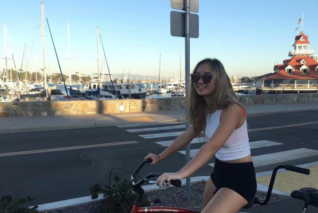 童星香奈儿现在的照片(香奈儿小明星) 童星香奈儿现在的照片(香奈儿小明星)