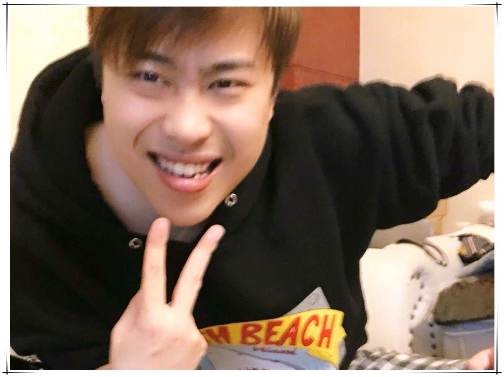 卢本伟没有香港口音啊怎么是香港人?香港人