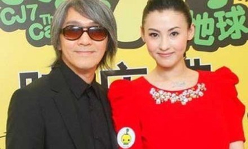 张柏芝回忆第一次和周星驰见面(周星驰张柏芝抱在一起) 张柏芝回忆第一次和周星驰见面(周星驰张柏芝抱在一起)