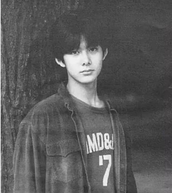 柏原崇近照备显成熟大叔魅力(柏原崇帅气图片)