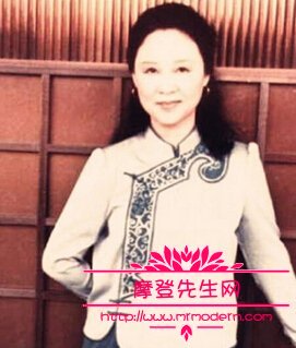 琼瑶为什么会选朱镇模？琼瑶年轻时的美丽照(琼瑶长得漂亮吗)