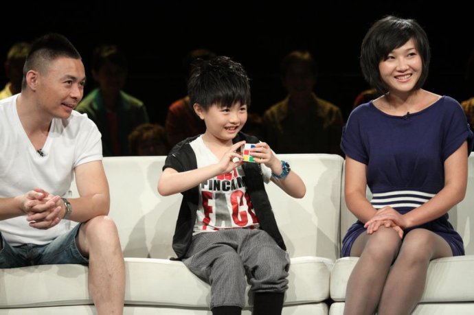 孙天宇长大后的照片(孙天宇小时候)