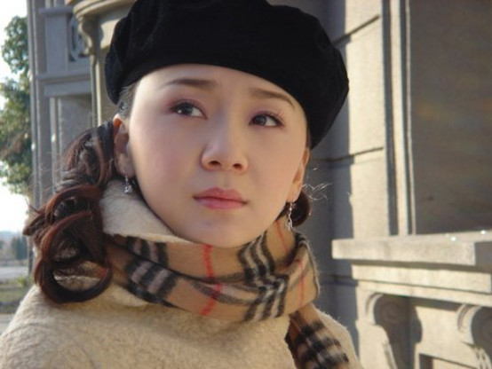 王一楠和冯绍峰是同学吗(王一楠前男友)