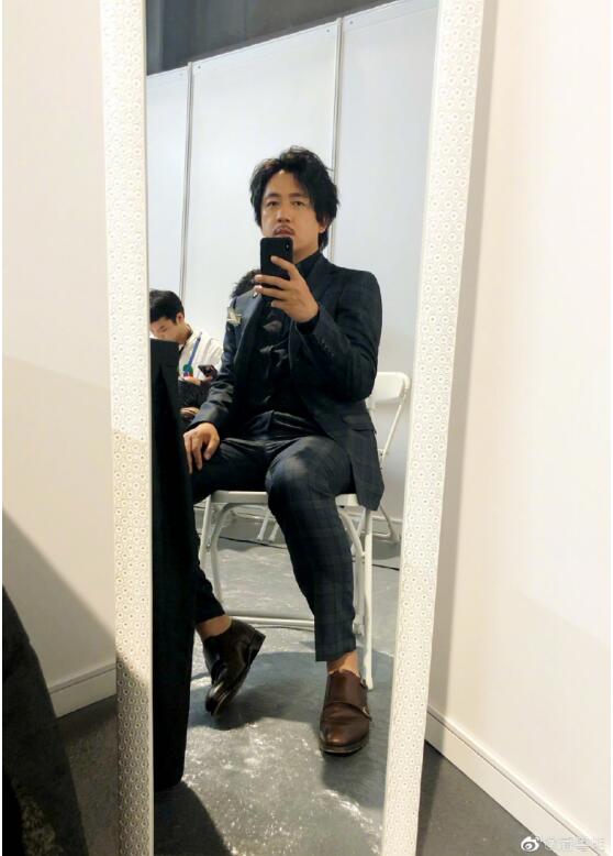 尹姝贻和潘粤明怎么认识的(潘粤明女朋友)