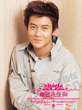 乔·阿尔文和陈冠希对比照片