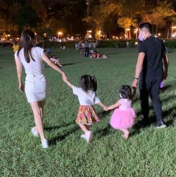 郭富城晒中秋全家福(郭富城晒中秋全家福?)