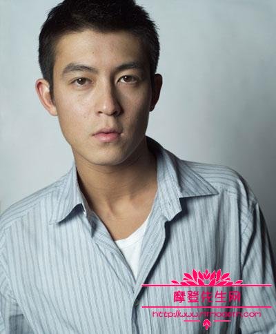 乔·阿尔文和陈冠希对比照片