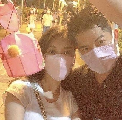 郭富城晒中秋全家福(郭富城晒中秋全家福?)