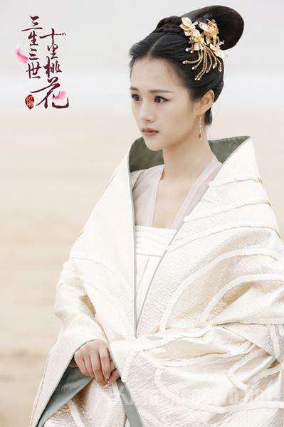 安悦溪是杨幂公司的吗？安悦溪是不是糖宝站(安悦溪和杨幂合影图片)