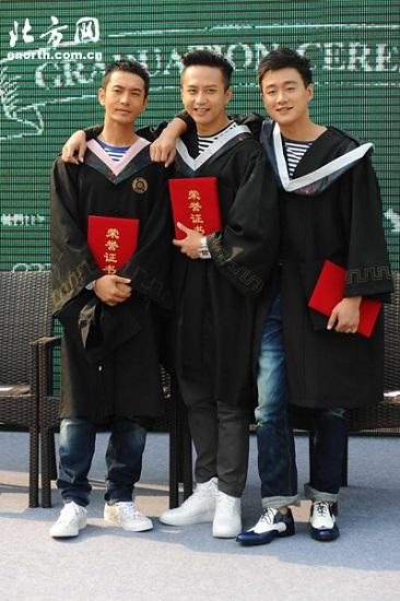 黄晓明真实身高168cm？黄晓明身高和邓