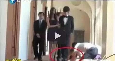 黄晓明真实身高168cm？黄晓明身高和邓