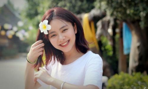 娱乐圈笑容甜美的女明星(笑得甜的女明星) 娱乐圈笑容甜美的女明星(笑得甜的女明星)