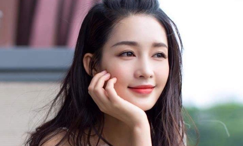 娱乐圈笑容甜美的女明星(笑得甜的女明星) 娱乐圈笑容甜美的女明星(笑得甜的女明星)